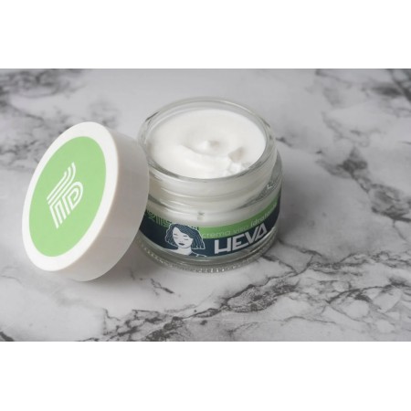 Crema de Fata Hidratanta, Heva Heden Divine Caress cu Ulei de Argan, Ulei de Jojoba, Ulei de Masline, Alantoina, Unt de Shea, Fabricata in Sicilia-Italia Crema de Fata Hidratanta, Heva Heden Divine Caress cu Ulei de Argan, Ulei de Jojoba, Ulei de Masline, Alantoina, Unt de Shea, Fabricata in Sicilia-Italia